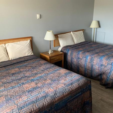 Wild Rose Inn Vegreville Bagian luar foto