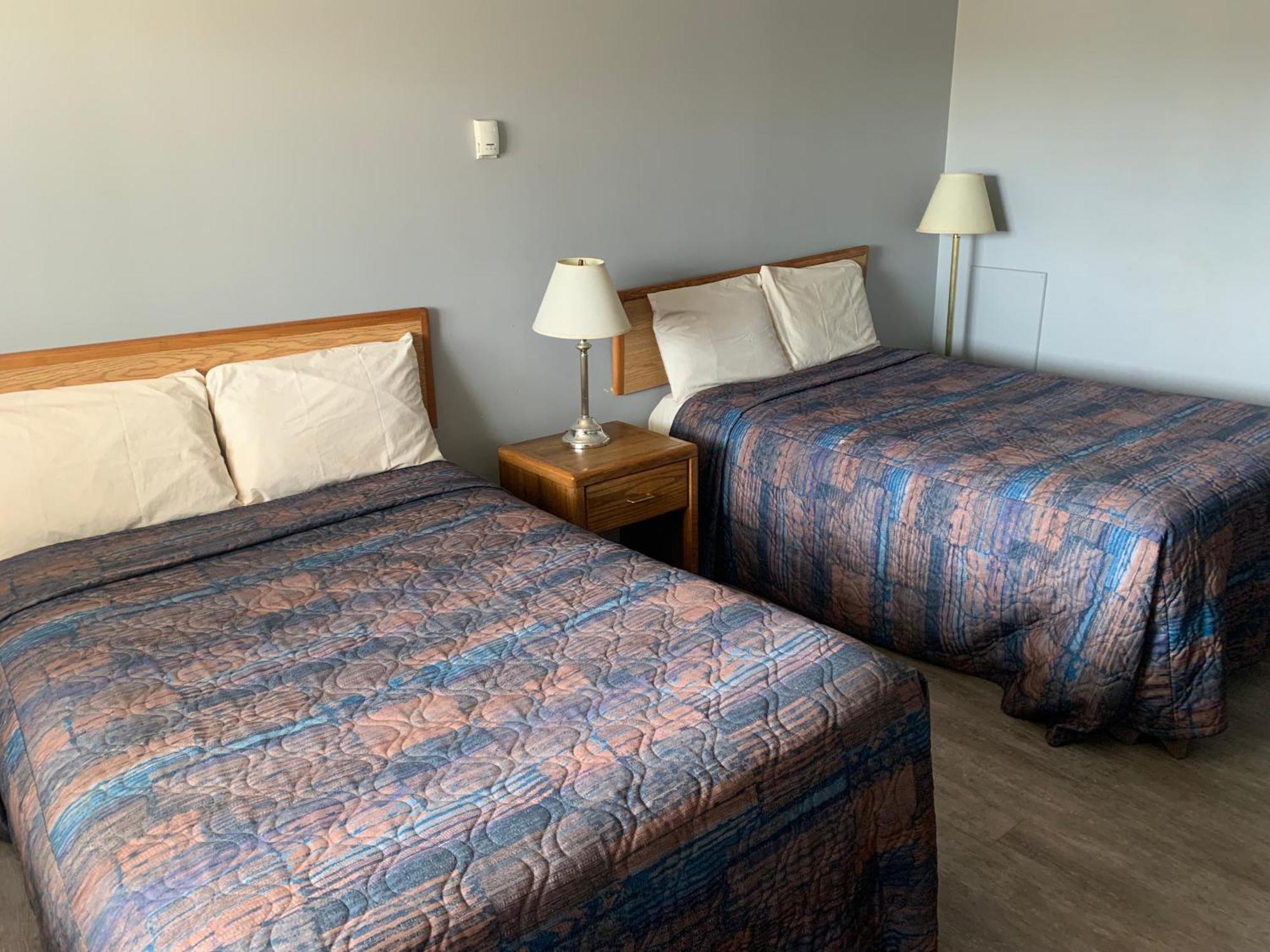 Wild Rose Inn Vegreville Bagian luar foto