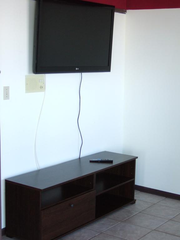 Wild Rose Inn Vegreville Bagian luar foto