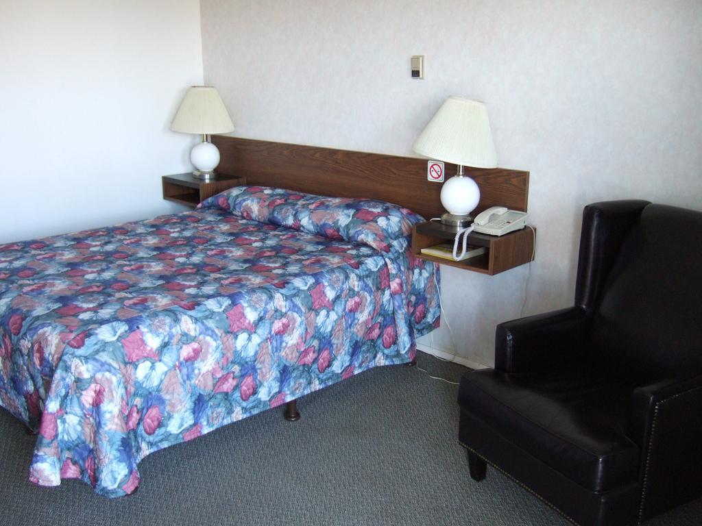 Wild Rose Inn Vegreville Ruang foto